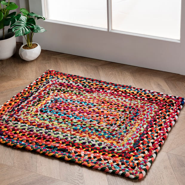 Rag Rug in Colorful Chindi – Braided – Contemporary Colorful