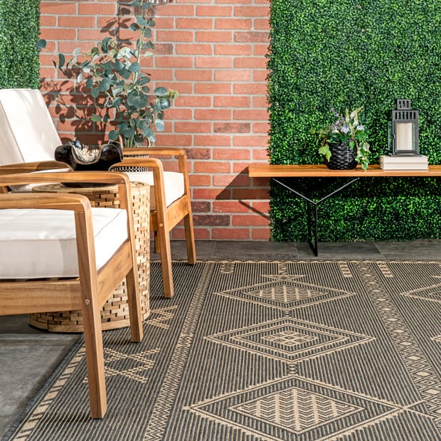 Andover Mills™ Orval Geometric Indoor/Outdoor Rug & Reviews