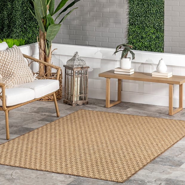 Performance Outdoor Charlotta Chevron Checkered Indoor/Outdoor Beige Rug