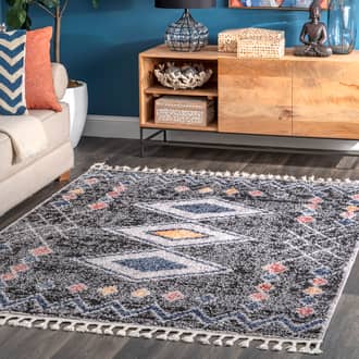 Black Elmas Totemic Beacon rug