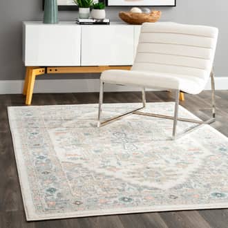 Cream Splendora Crown Medallion rug - Traditional Rectangle 5' x 8'