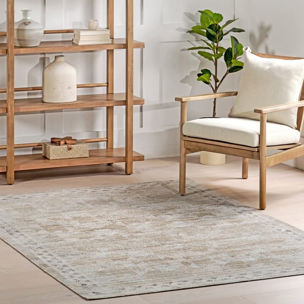 Kupa Shaggy Rug, Beige Rugs