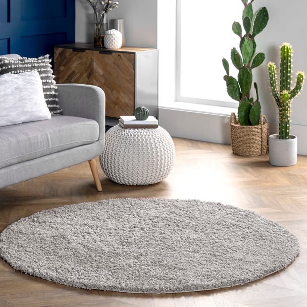 Venice Plush Solid Shaggy Silver Rug