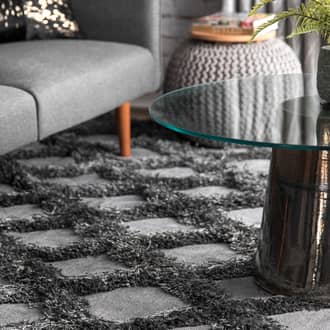 Dark Gray Pristina Shaggy Diamond Trellis rug