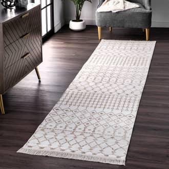 Beige Brunch Indoor/Outdoor Trellis With Tassels rug