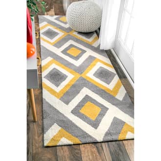 Sunflower Radiante Interconnected Diamonds rug