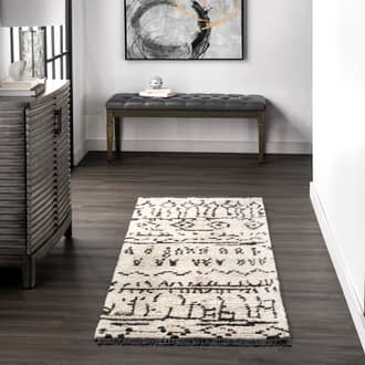 Beige Airydale Tribal Mural Tasseled rug