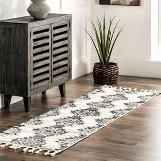 Gray Lenore Reese Textured Tasseled rug