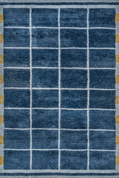 Supreme Inspired Rug – Tuft Luv by ALeigh